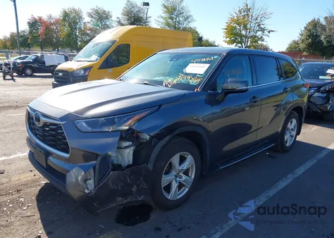 2021 Toyota Highlander L from USA, damaged, VIN 5TDCZRBHXMS068819